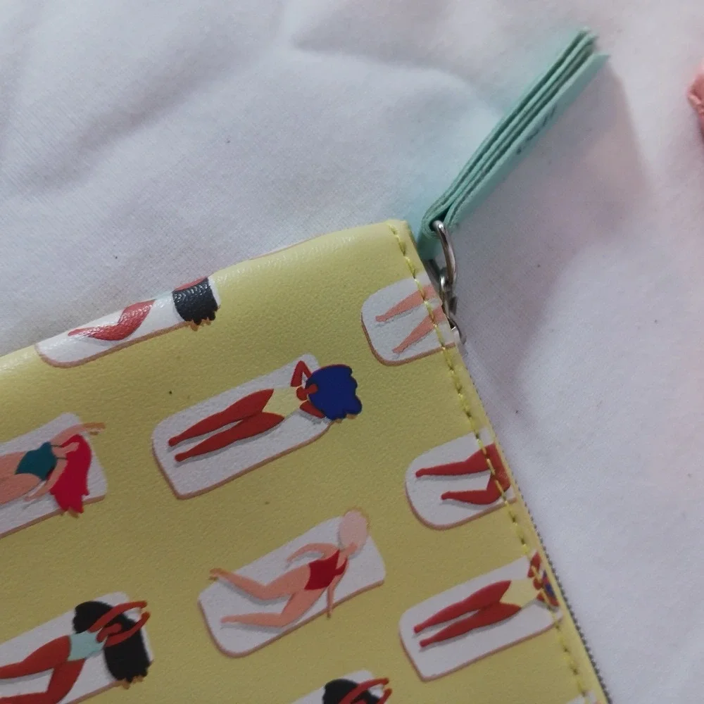 Ipsy‎ Lot of 3 Cosmetic Makeup Bags Multicolor Zip Pouches with Zipper Closure